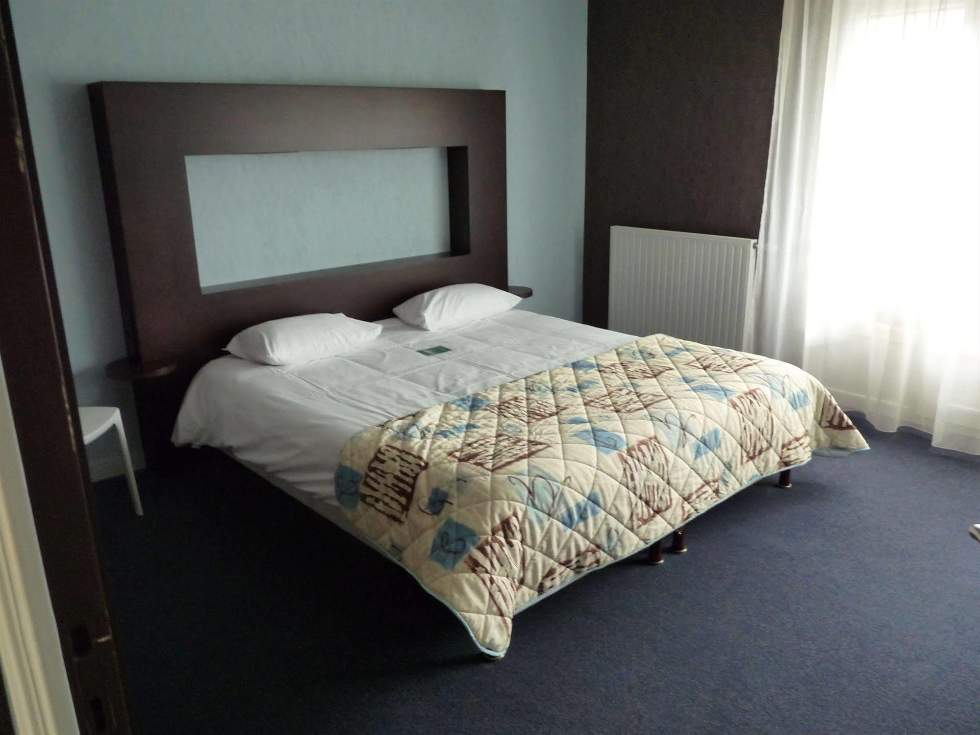 Logis Golfe Hotel Vannes Kültér fotó